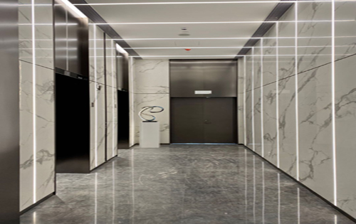 金辉时八区电梯 